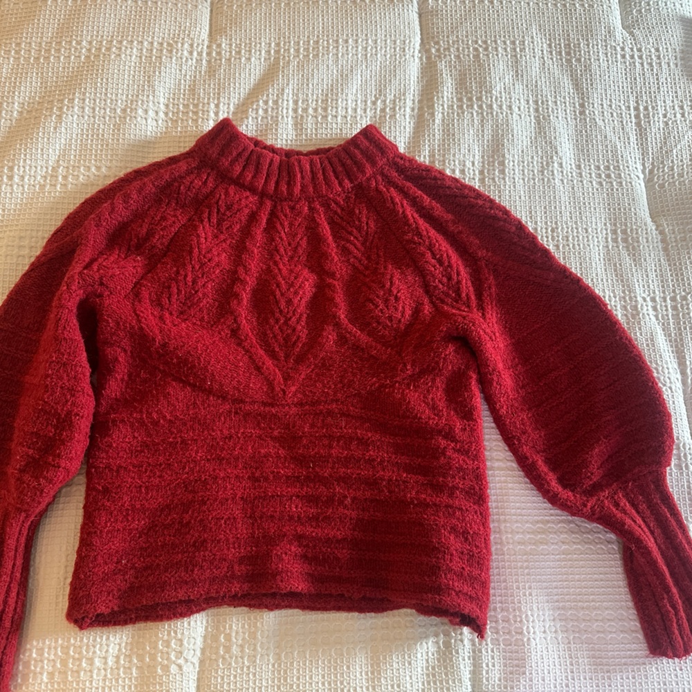 Universal thread soft red sweater